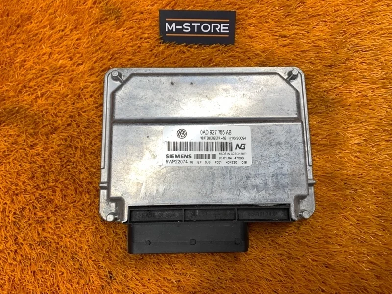 Блок управления раздаточной коробкой Volkswagen Touareg 2004 0AD927755AB 7L AXQ