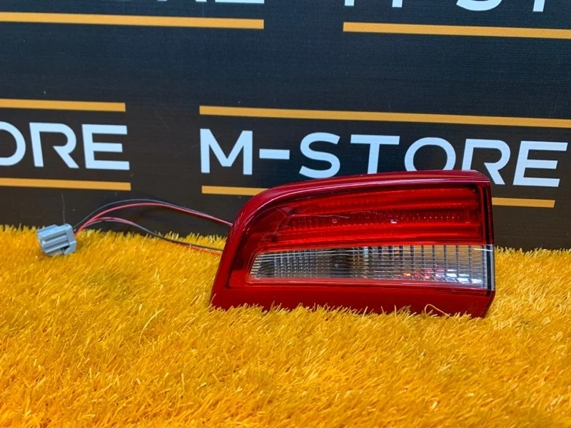 Фонарь крышки багажника Volvo S60 2012 30796272 FS B4164T, правый