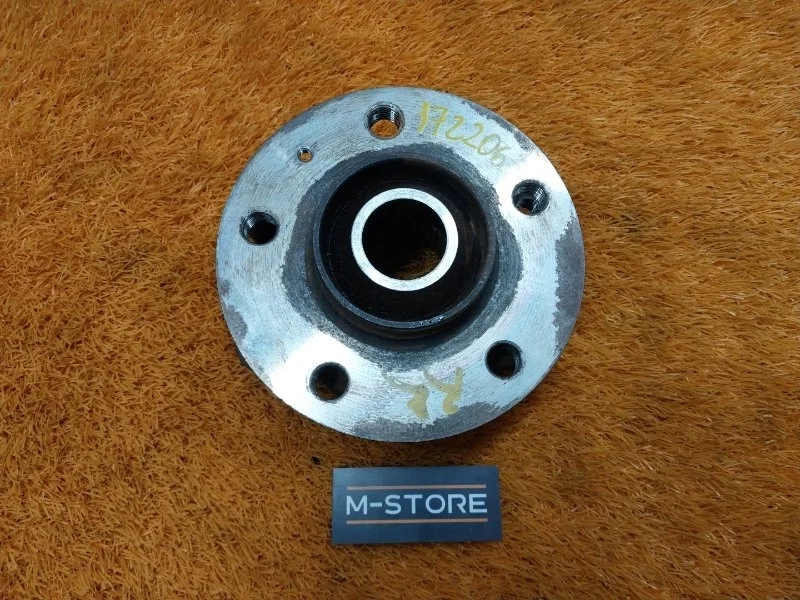 Ступица Audi Q5 2010 8K0407615B 8R CALB, задняя правая