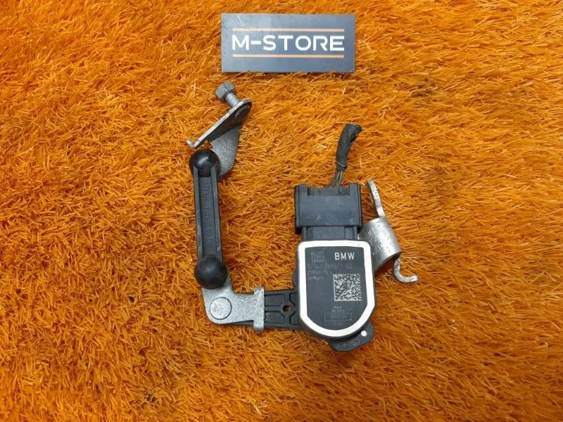 Датчик высоты дорожного просвета Bmw 7-Series 2009 37146788571 F01 N54B30A, передний правый