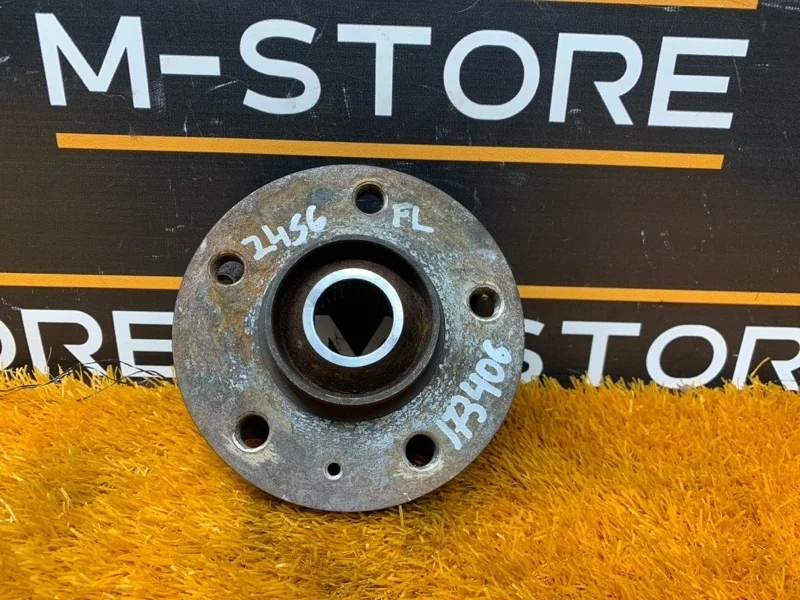 Ступица Audi Q5 2010 8K0407615B 8R CALB, передняя левая