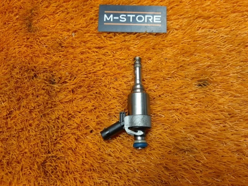 Форсунка топливная Audi A5 2010 06H906036G 8T CDNC