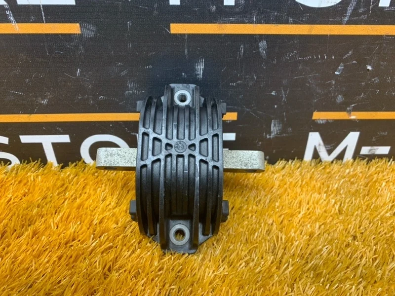 Подушка кпп Bmw 7-Series 2010 6775916 F01 N54B30A