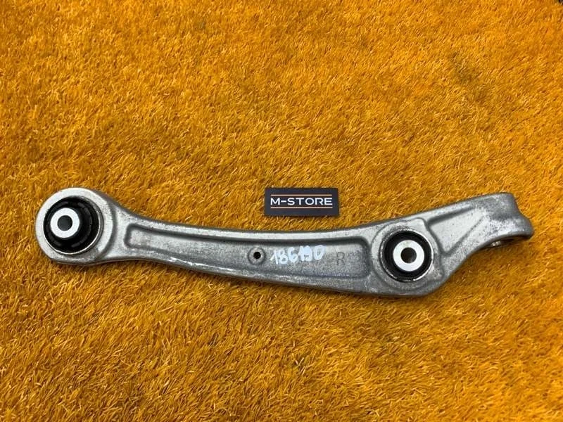 Рычаг подвески нижний Audi A5 2014 8K0407156C 8T CDNC, передний правый