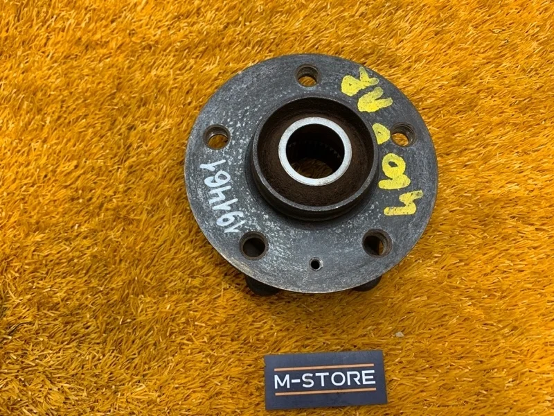 Ступица Audi A4 2011 8K0407615B B8/8K CDNC, задняя правая