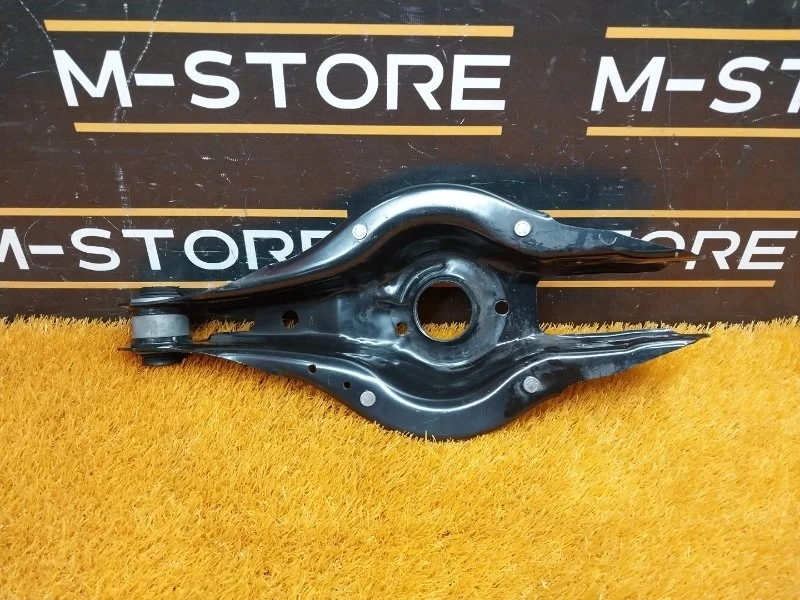 Рычаг подвески нижний Bmw 3-Series 2013 33326792541 F30 N47D20C, задний правый