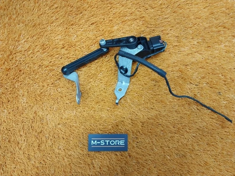 Датчик высоты дорожного просвета Bmw 3-Series 2013 37146860843 F30 N47D20C, задний левый