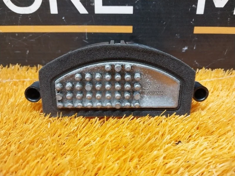 Регулятор отопителя Mercedes-Benz A-Class 2013 A2469064100 W176 270.910