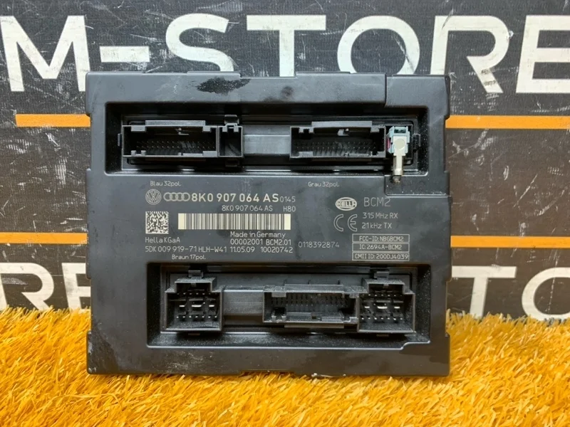 Блок комфорта Audi Q5 2009 8K0907064AS 8R CDNC