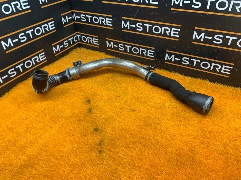 Патрубок интеркулера Volvo Xc60 2013 31319502 DZ47 B4204T7