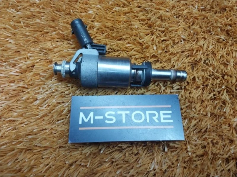 Форсунка топливная Audi Q5 2011 06H906036G 8R CDNC