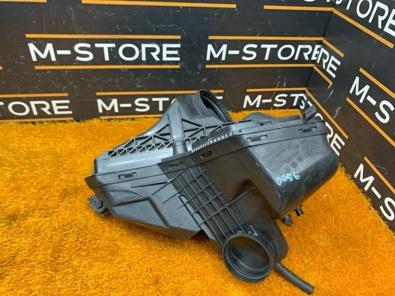 Корпус воздушного фильтра Audi Q5 2011 8K0133835BK 8R CDNC