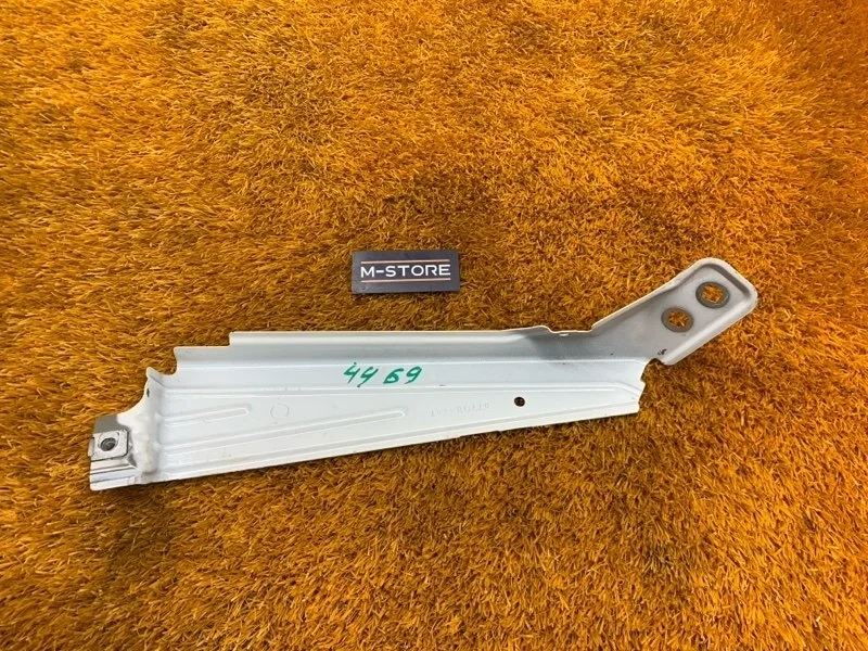 Крепление крыла Bmw X3 2011 41357267325 F25 N52B30A, переднее левое