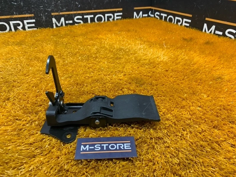 Замок капота Audi A8 2010 4H0823485C 4H/D4 CDRA