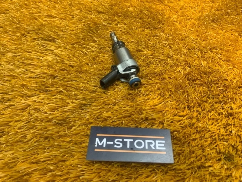 Форсунка топливная Audi A4 2010 06H906036G B8/8K CDNC