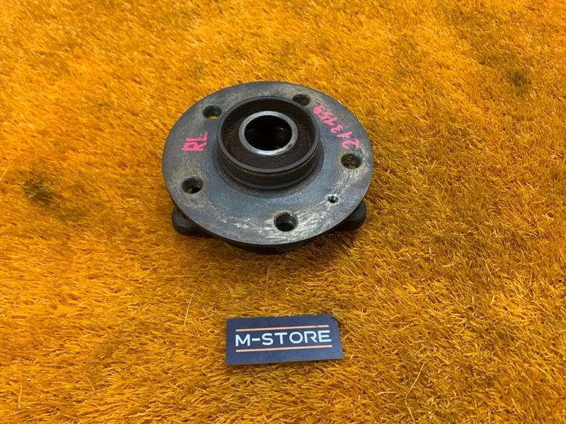 Ступица Audi Q5 2013 8K0407615B 8R CTVA, задняя левая