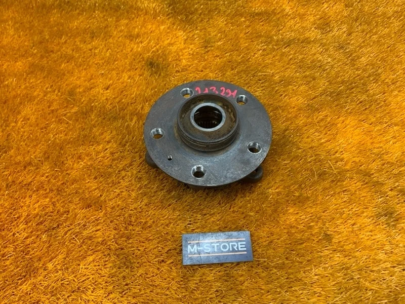 Ступица Audi A4 2008 8K0407615B B8/8K CALA, задняя правая