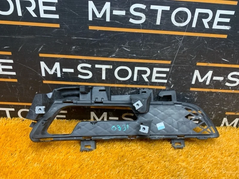 Решетка бампера Mercedes-Benz E-Class 2009 A2078871225 C207 271.860, передняя левая