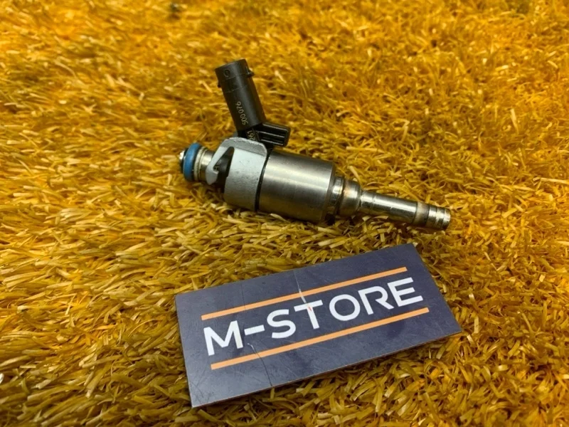 Форсунка топливная Audi A4 2009 06H906036G 8K CDN