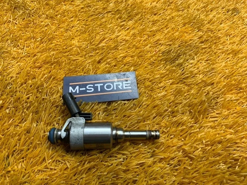 Форсунка топливная Audi A4 2009 06H906036G 8K CDN