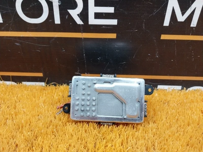 Регулятор отопителя Mercedes-Benz E-Class 2015 A2128702110 W212 274.920