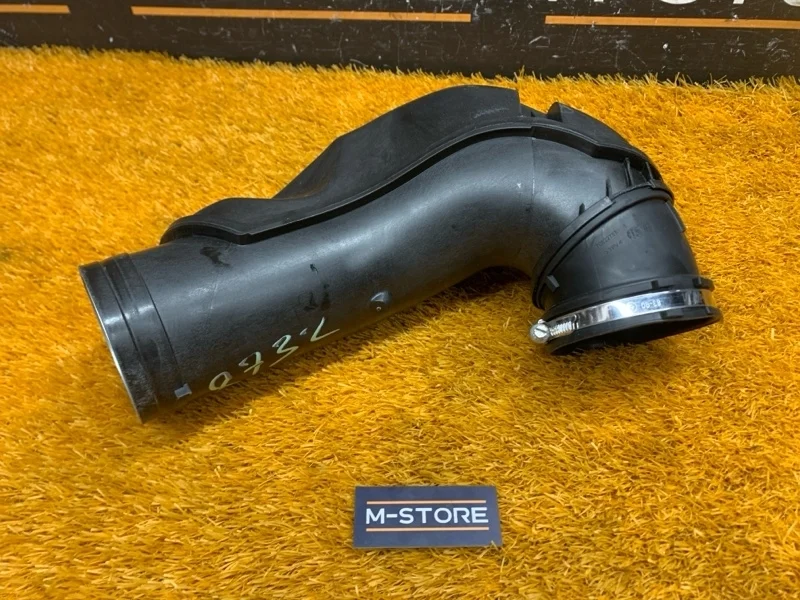 Патрубок воздушного фильтра Bmw 3-Series 2014 13717605045 F30 N20B20B