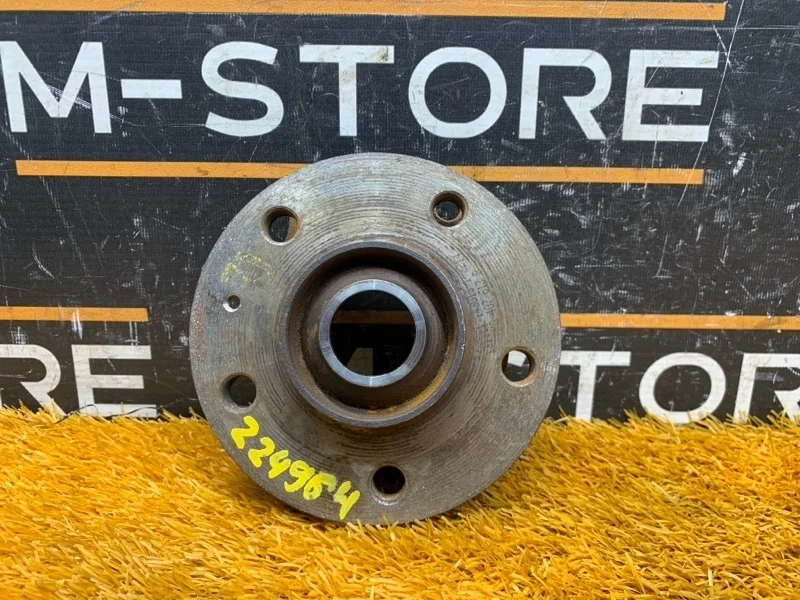 Ступица Audi A5 2013 8K0407615B 8T CDNC, задняя левая