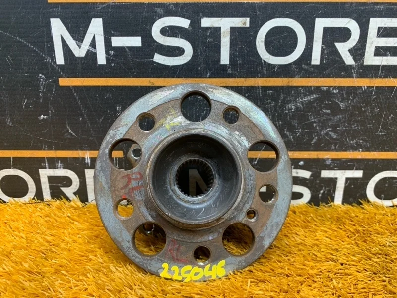 Ступица Mercedes-Benz C-Class 2011 A2309810127 W204 276.957, задняя левая