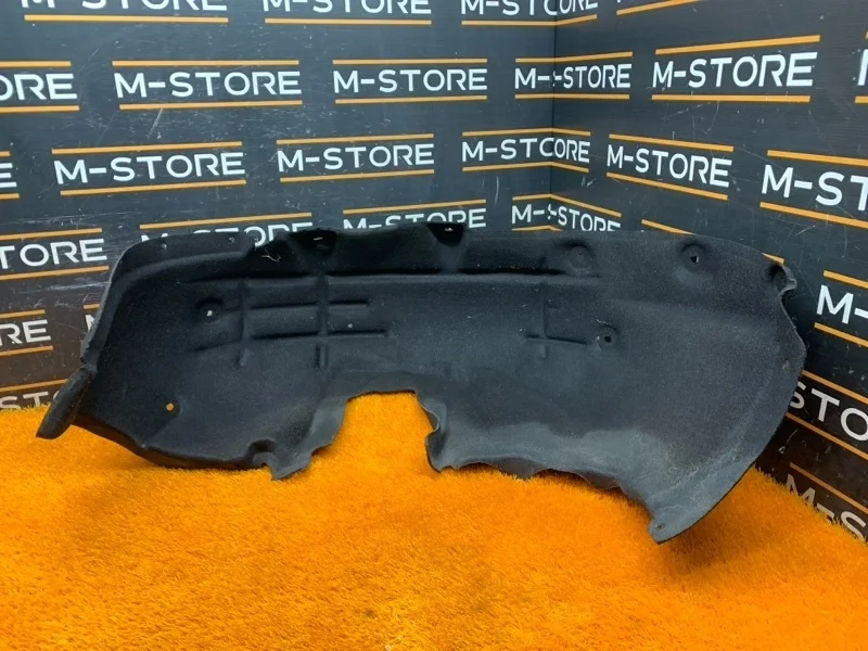 Подкрылок Audi Q5 2015 8R0810172C 8R CNCD, задний правый