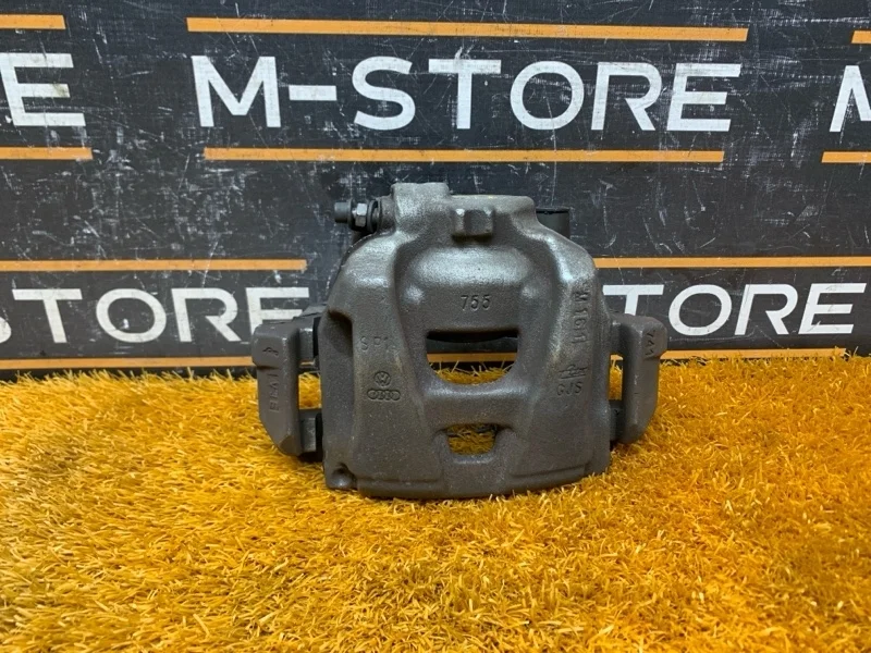 Суппорт Audi A4 2010 8K0615123C B8/8K CDHB, передний левый