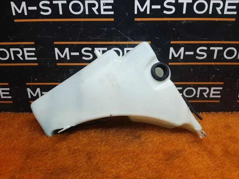 Бачок омывателя Audi A4 2013 8T0955453C B8/8K CDN