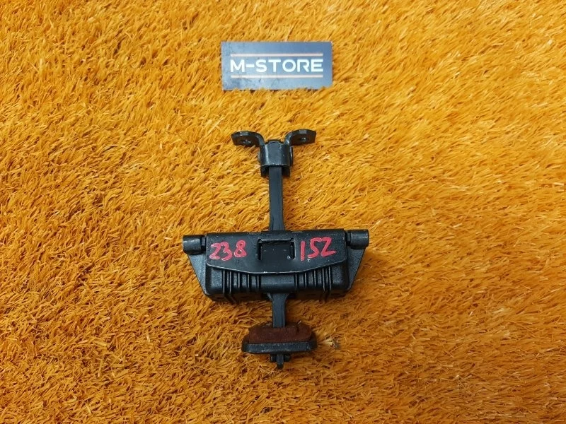 Ограничитель двери Mercedes-Benz V-Class 2013 A6397200216 W639 272.978, передний правый