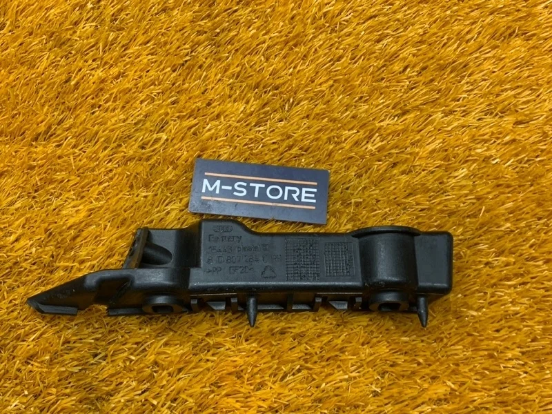 Крепление крыла Audi A5 2010 8T0807284C 8T CDNC, переднее правое