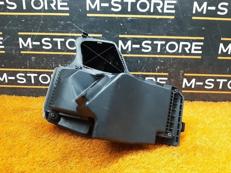 Корпус воздушного фильтра Audi A4 2010 8R0133837E B8/8K CDNC