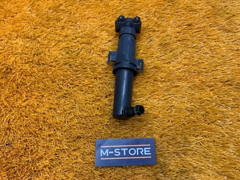 Форсунка омывателя фары Audi Q5 2010 8R0955102 8R CDNC, правая