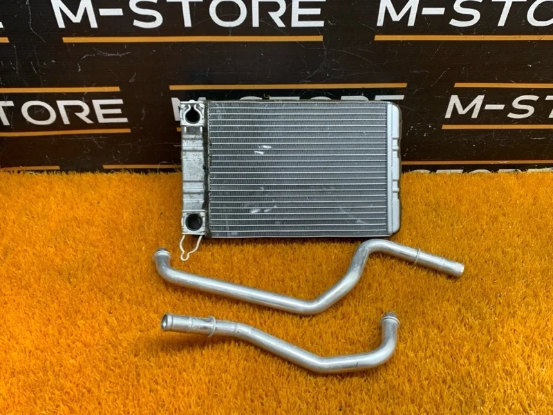 Радиатор печки Mercedes-Benz C-Class 2006 A2038300161 W203 271.946