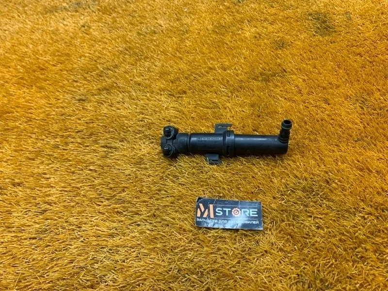 Форсунка омывателя фары Audi Q5 2011 8R0955102 8R CDNC, правая