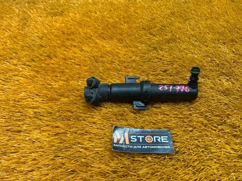 Форсунка омывателя фары Audi Q5 2011 8R0955101 8R CDNC, левая