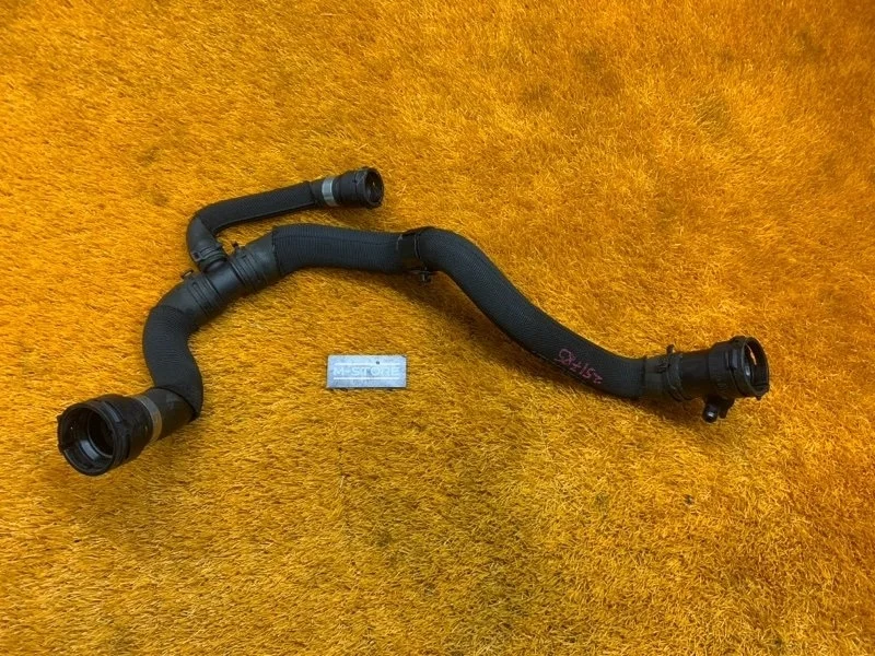 Патрубок радиатора нижний Audi A4 2008 8K0121049M B8/8K CABB