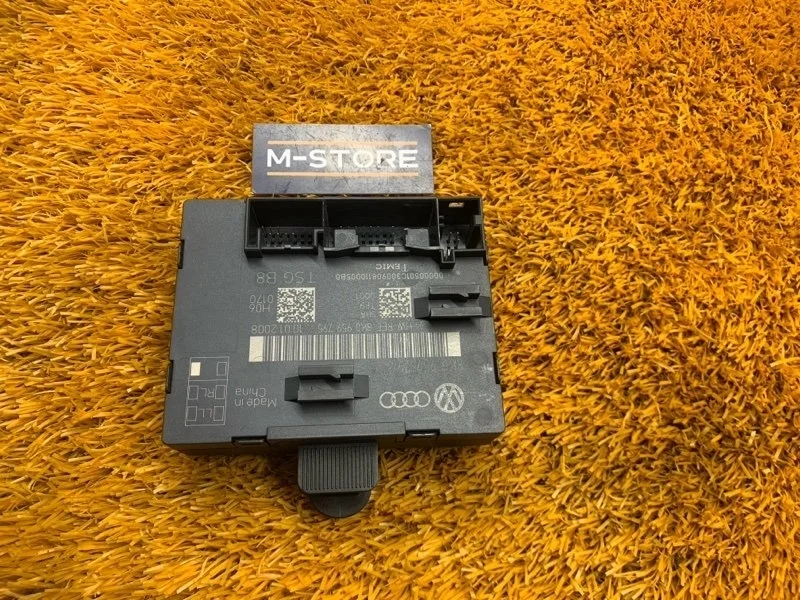 Блок управления дверью Audi A4 2008 8K0959795 B8/8K CABB, задний правый