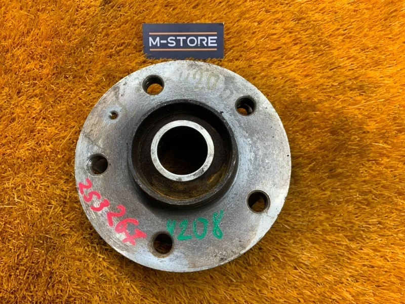 Ступица Audi A5 2010 8K0407615B 8T CDN, передняя левая