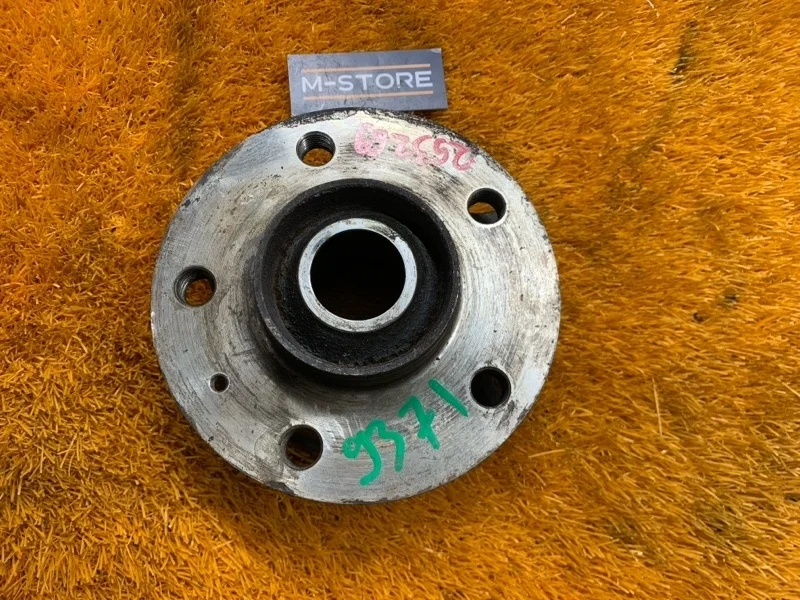 Ступица Audi A6 2013 8K0407615B C7/4G CDNB, передняя левая