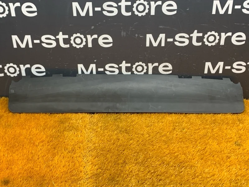 Защита радиатора Audi Q5 2010 8R0807217 8R CDNC