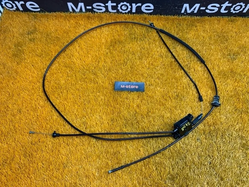 Трос капота Audi A1 2012 8X0823535 8X CAXA