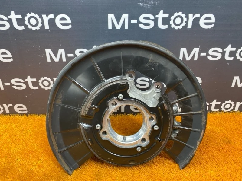 Кулак поворотный Volkswagen Touareg 2011 7P0505436A 7P CGRA, задний правый