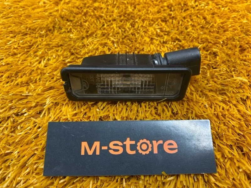 Подсветка номера Porsche Cayenne 2013 1K8943021 958 5502