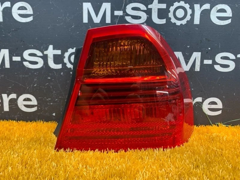 Фонарь задний Bmw 3-Series 2006 6937458 E90 N46B20B, правый