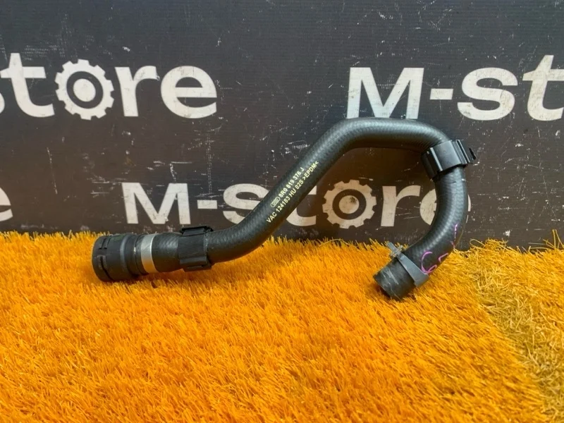 Патрубок отопителя Audi Q5 2011 8R0819376J 8R CDN