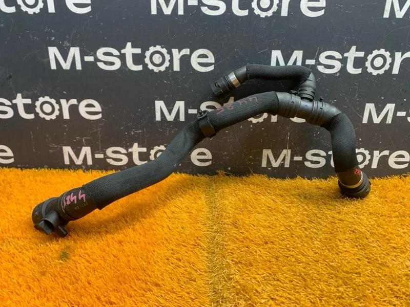 Патрубок радиатора нижний Audi A4 2009 8K0121049M B8/8K CDN