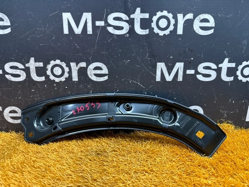 Кронштейн фары Audi Q3 2013 8U0805931 8U CCZ, передний левый